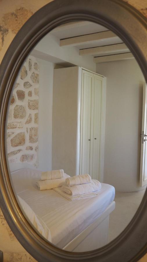 Ataraxia- Stonebuilt Studios And Apartments Kimolos Exterior photo