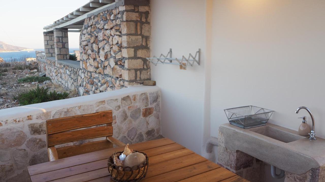 Ataraxia- Stonebuilt Studios And Apartments Kimolos Exterior photo